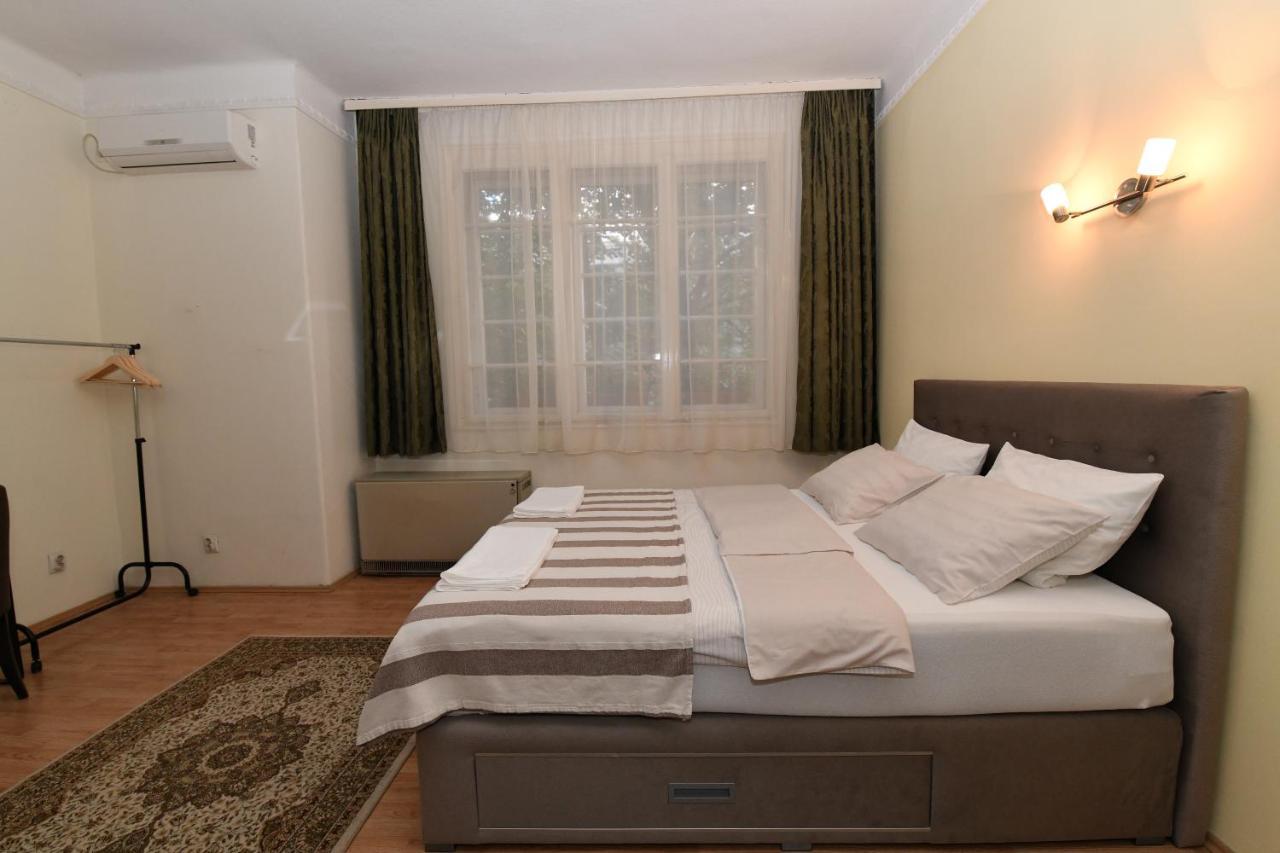 Apartment Nikola เบลเกรด ภายนอก รูปภาพ