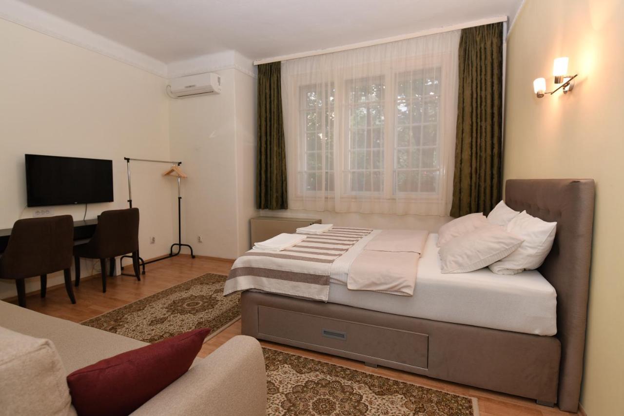 Apartment Nikola เบลเกรด ภายนอก รูปภาพ